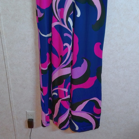NWT Trina Terk Jump Suit Abstract Pattern Blue Black Pink Purple Size Medium - Picture 11 of 15